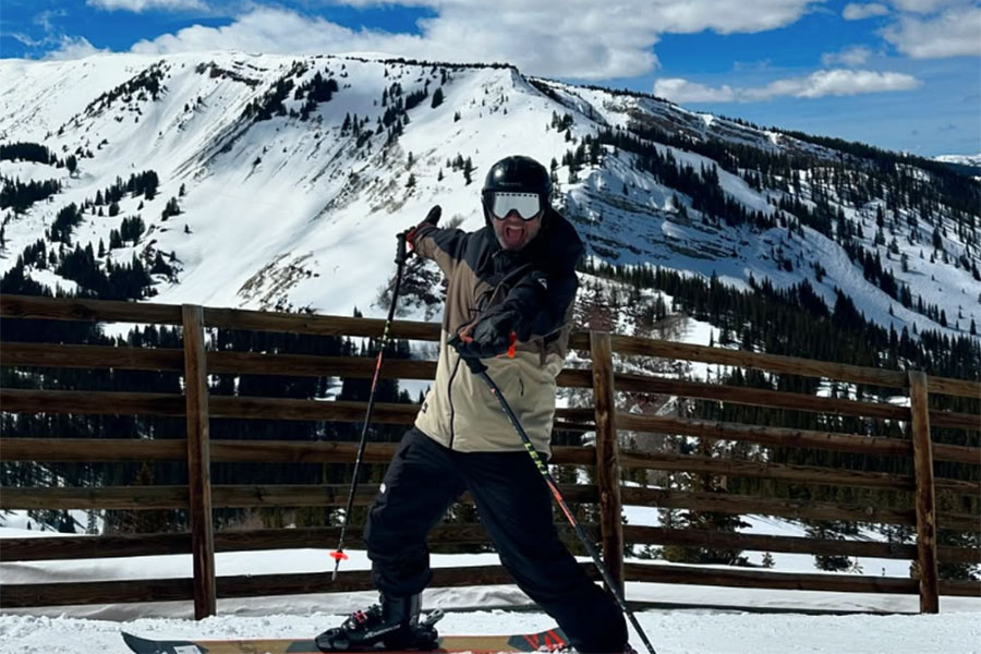 Ian-skiing
